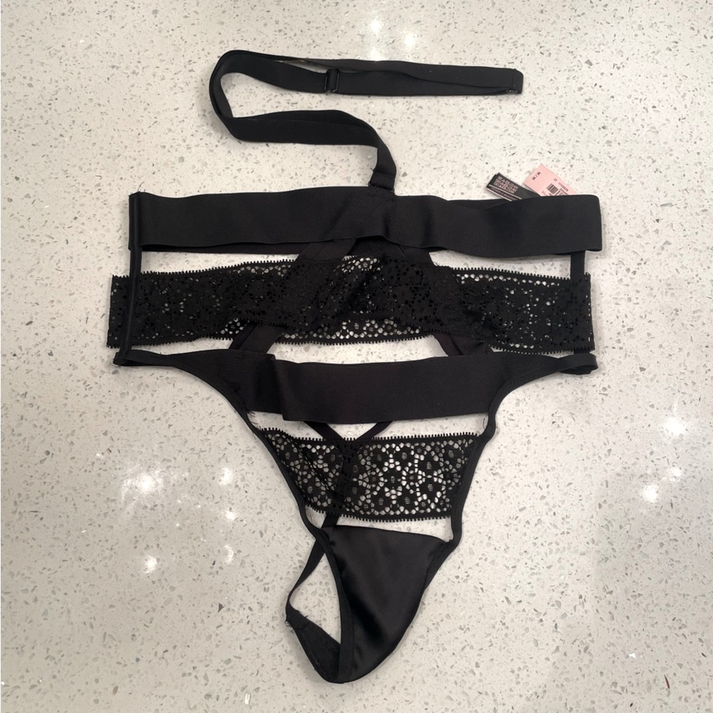 Victoria’s Secret Lingerie, Size M, NWT